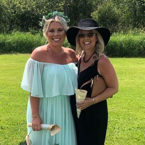 Meet your Posher, Suzy